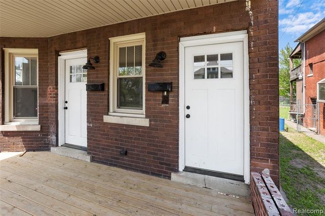 900 Hazelwood Street, Detroit, MI 48202