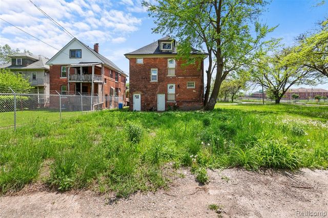 900 Hazelwood Street, Detroit, MI 48202