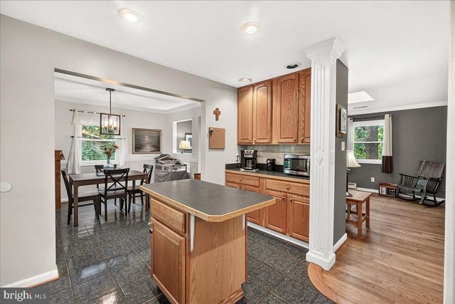 6144 MOUNT PHILLIP RD, Frederick, MD 21703