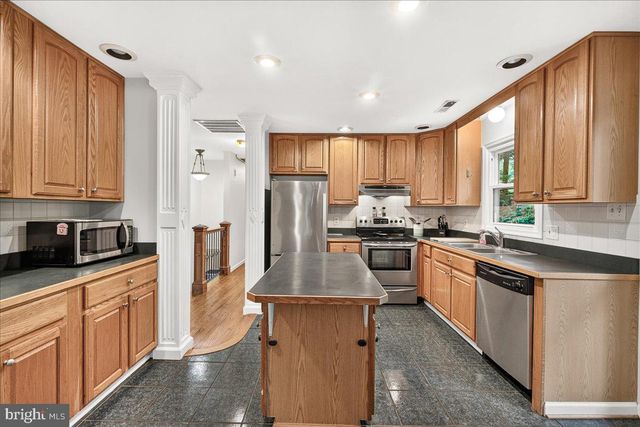 6144 MOUNT PHILLIP RD, Frederick, MD 21703