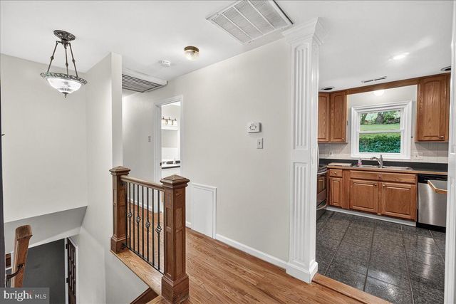 6144 MOUNT PHILLIP RD, Frederick, MD 21703