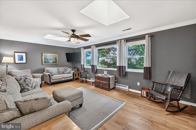 6144 MOUNT PHILLIP RD, Frederick, MD 21703