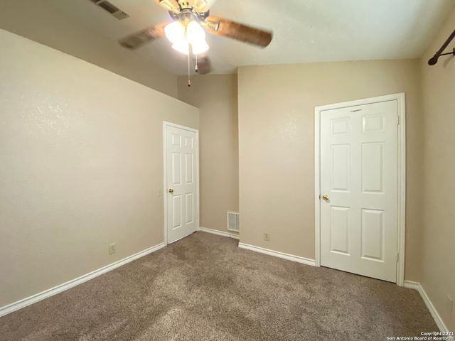 6714 MANASSAS DR, San Antonio, TX 78240