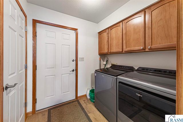 2250 St. John Court, North Mankato, MN 56003