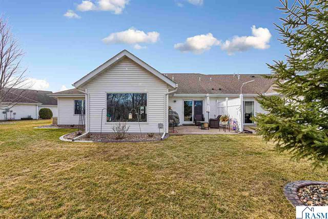 2250 St. John Court, North Mankato, MN 56003
