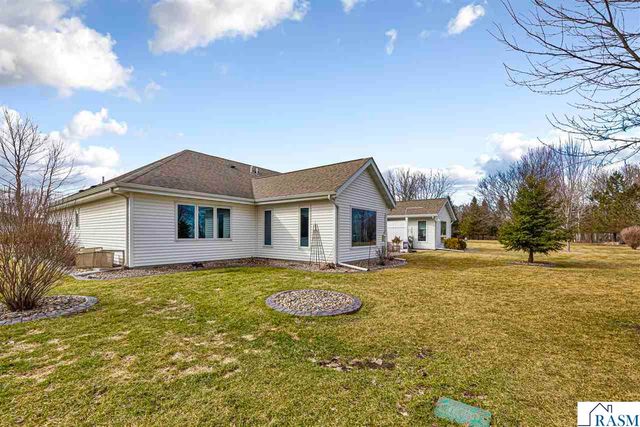 2250 St. John Court, North Mankato, MN 56003