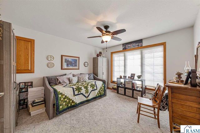 2250 St. John Court, North Mankato, MN 56003