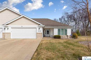 2250 St. John Court, North Mankato, MN 56003