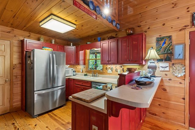 80 Stegall Mill Ridge, Ellijay, GA 30536