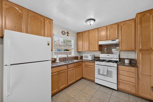 55 Hill Avenue, Watsonville, CA 95076