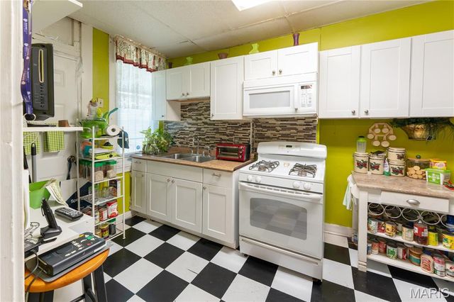 4721 Northland Avenue, St Louis, MO 63113
