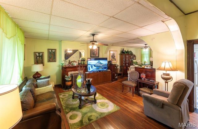 4721 Northland Avenue, St Louis, MO 63113