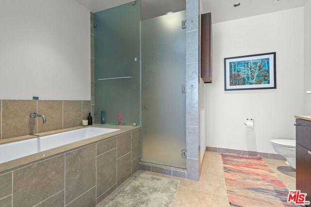 6250 Hollywood Boulevard 6L, Los Angeles, CA 90028