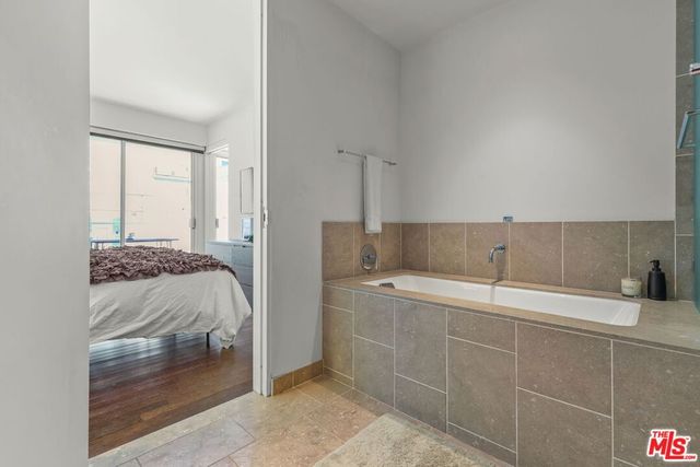 6250 Hollywood Boulevard 6L, Los Angeles, CA 90028