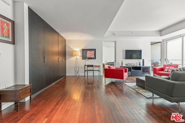 6250 Hollywood Boulevard 6L, Los Angeles, CA 90028