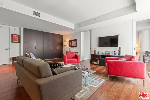 6250 Hollywood Boulevard 6L, Los Angeles, CA 90028