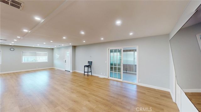 14851 Jeffrey 59, Irvine, CA 92618