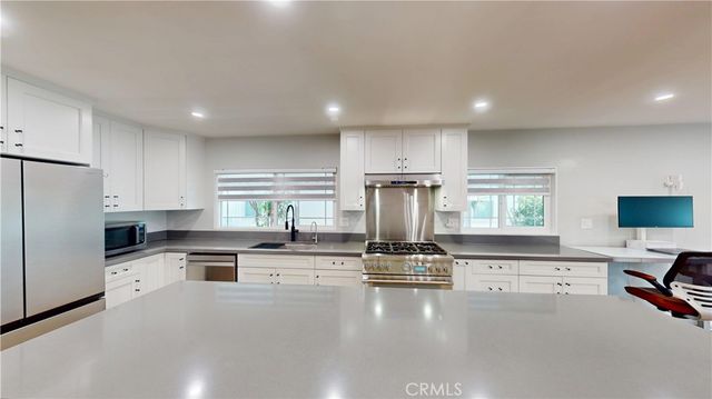 14851 Jeffrey 59, Irvine, CA 92618
