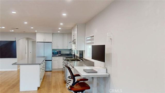 14851 Jeffrey 59, Irvine, CA 92618
