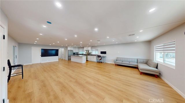 14851 Jeffrey 59, Irvine, CA 92618