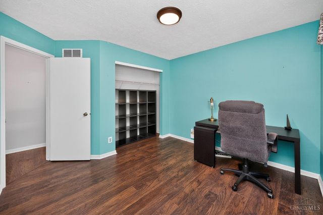 6830 Sandharbor Court, Hamilton Twp, OH 45039