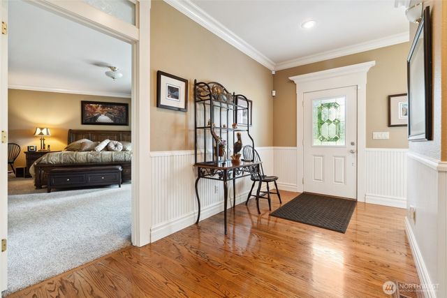 253 Green Water Drive, Toledo, WA 98591