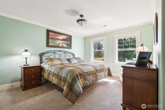 253 Green Water Drive, Toledo, WA 98591