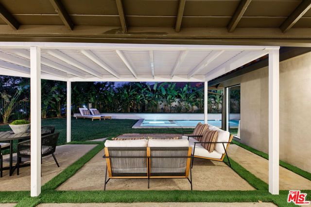 3804 Eddingham Avenue, Calabasas, CA 91302