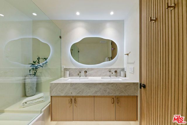 3804 Eddingham Avenue, Calabasas, CA 91302