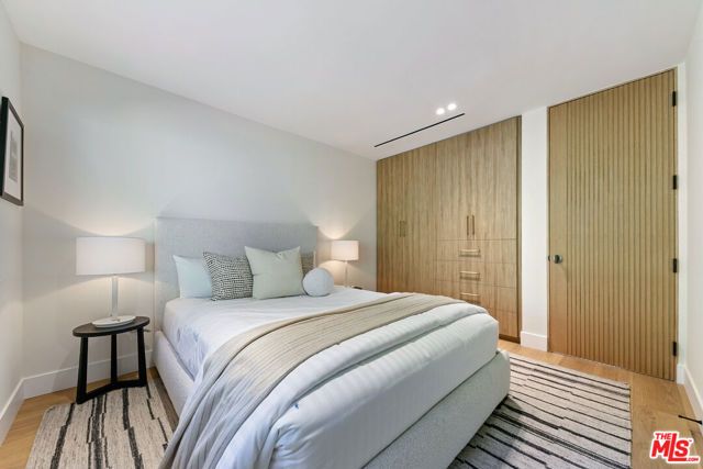 3804 Eddingham Avenue, Calabasas, CA 91302