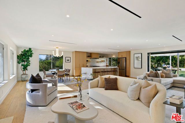 3804 Eddingham Avenue, Calabasas, CA 91302