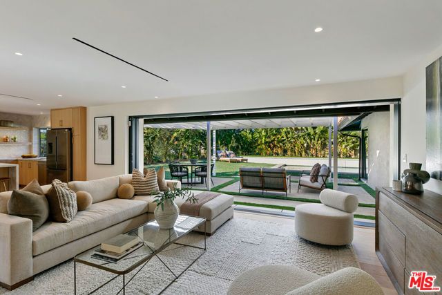 3804 Eddingham Avenue, Calabasas, CA 91302