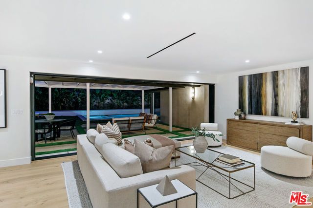 3804 Eddingham Avenue, Calabasas, CA 91302