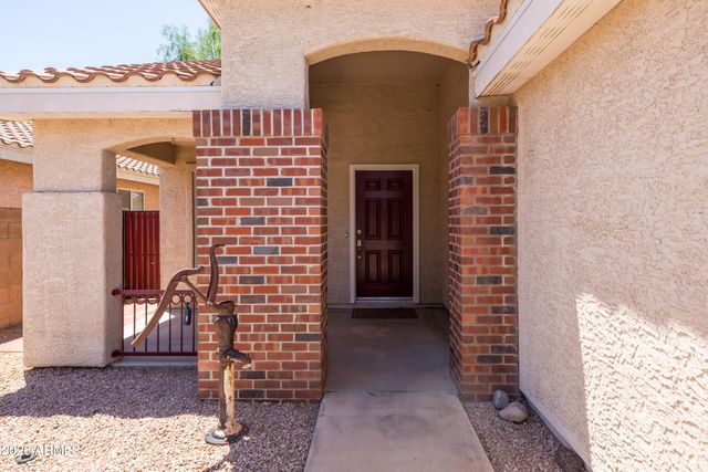 3231 E MENADOTA Drive, Phoenix, AZ 85050