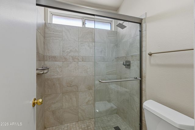 3231 E MENADOTA Drive, Phoenix, AZ 85050