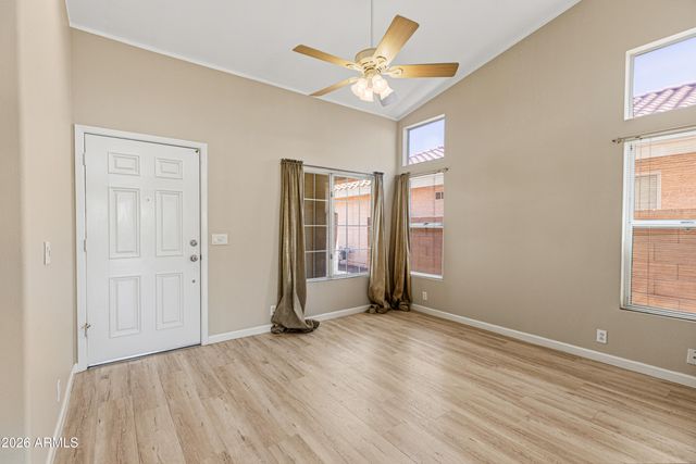 3231 E MENADOTA Drive, Phoenix, AZ 85050