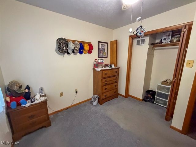 3875 Mcclintocksburg Road, Diamond, OH 44412