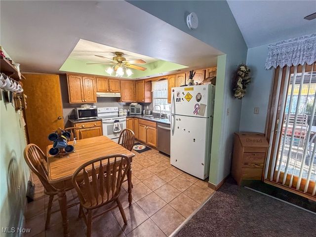 3875 Mcclintocksburg Road, Diamond, OH 44412