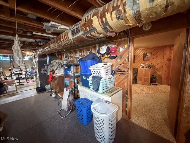 3875 Mcclintocksburg Road, Diamond, OH 44412