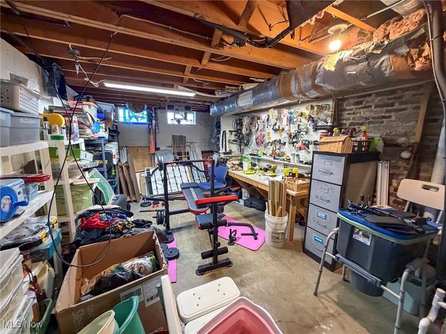 3875 Mcclintocksburg Road, Diamond, OH 44412