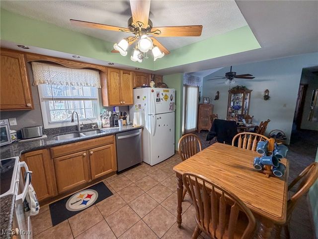 3875 Mcclintocksburg Road, Diamond, OH 44412