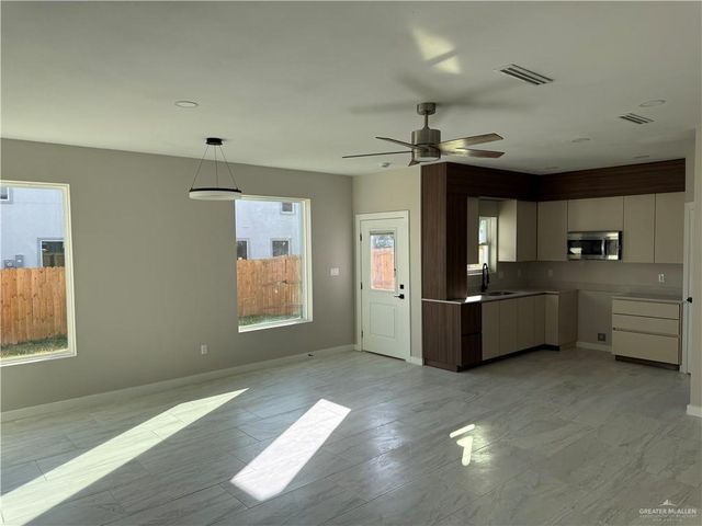 2206 Corales Street, Mission, TX 78573