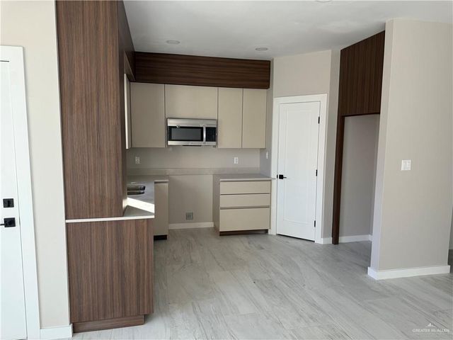 2206 Corales Street, Mission, TX 78573