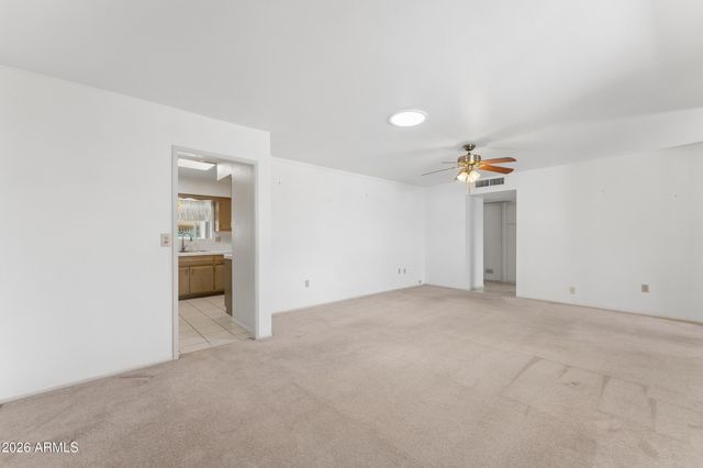 10208 W PINEHURST Drive, Sun City, AZ 85351