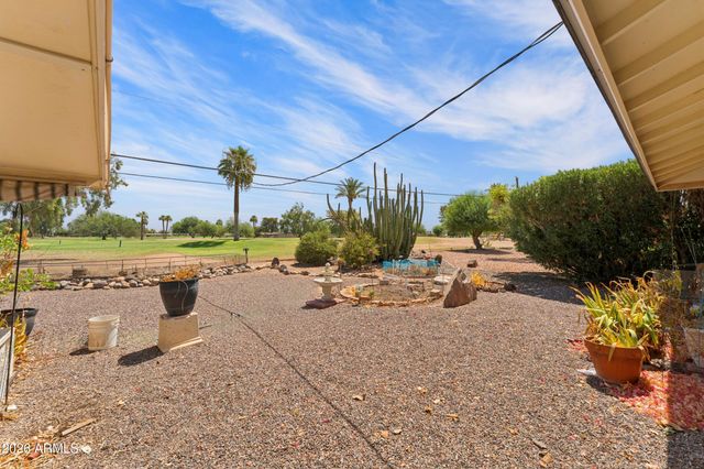 10208 W PINEHURST Drive, Sun City, AZ 85351