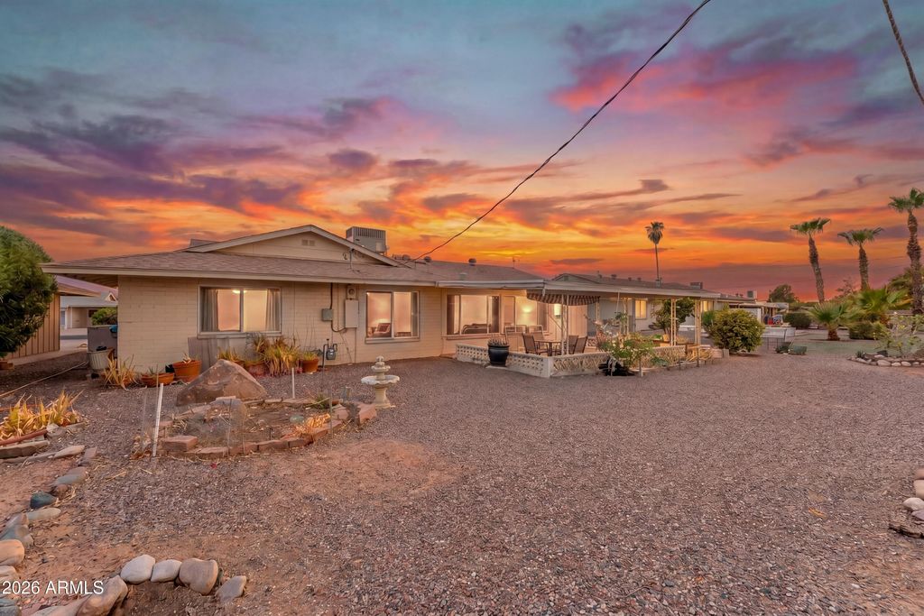 10208 W PINEHURST Drive, Sun City, AZ 85351 — photo 4