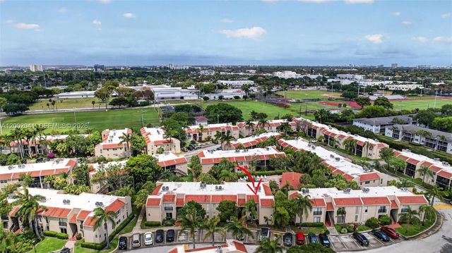 5240 NE 6th Ave H26, Oakland Park, FL 33334