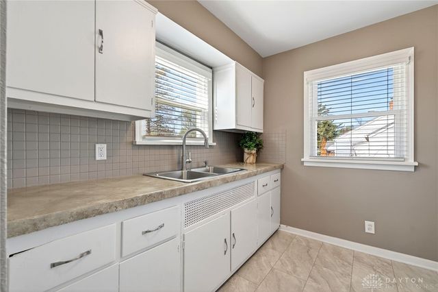 1837 Pinecrest Drive, Dayton, OH 45414