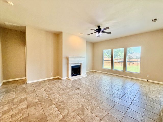 1412 La Mirada, Denton, TX 76208