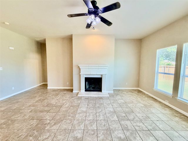 1412 La Mirada, Denton, TX 76208